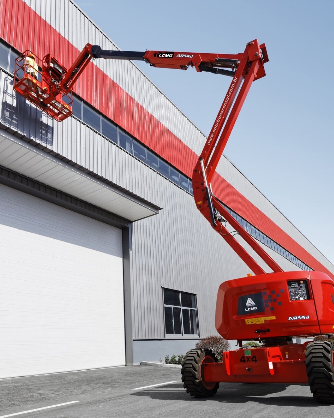 LGMG AR45J / AR14J-H - plataforma elevatória Solutions Rental (2)