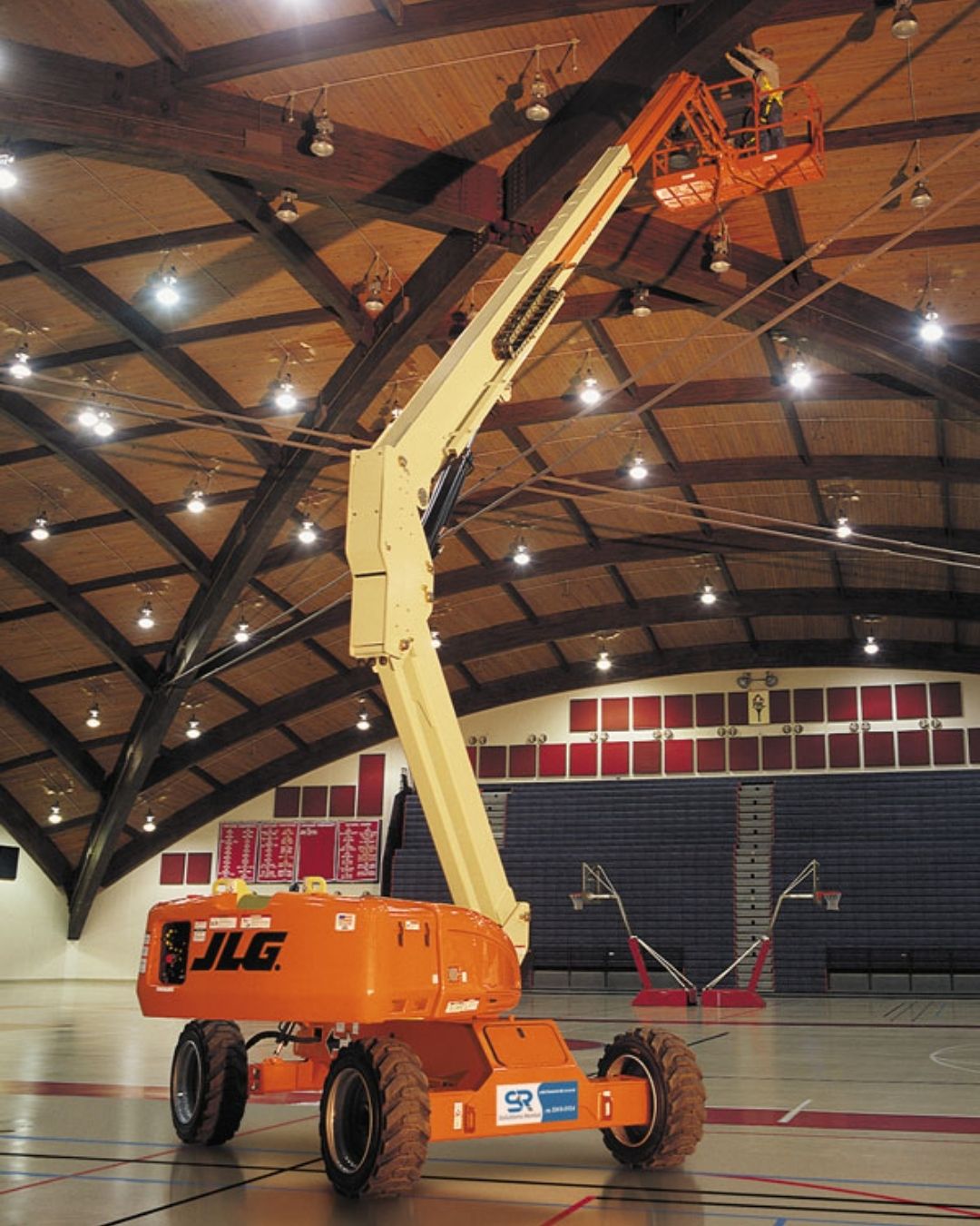 JLG E600J - plataforma elevatória Solutions Rental (2)