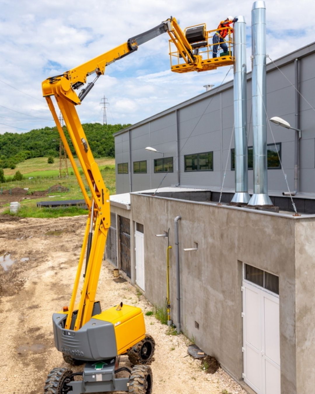 Haulotte HA16 RTJ - plataforma elevatória Solutions Rental (2)