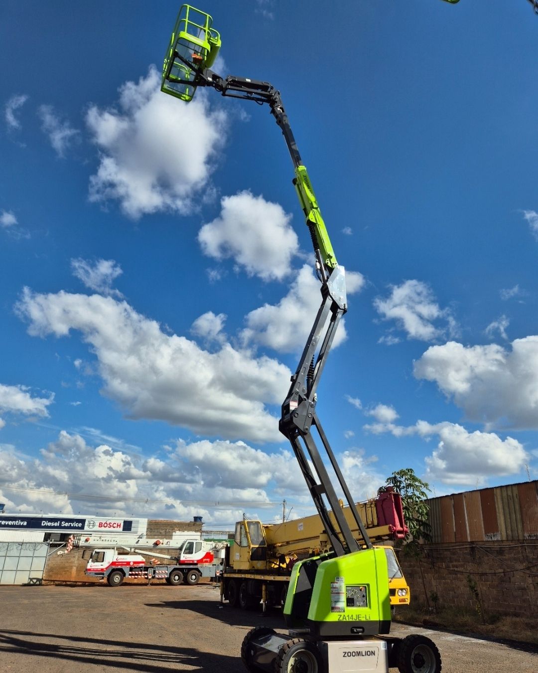 Zoomlion ZA14JE-Li - plataforma elevatória Solutions Rental (2)